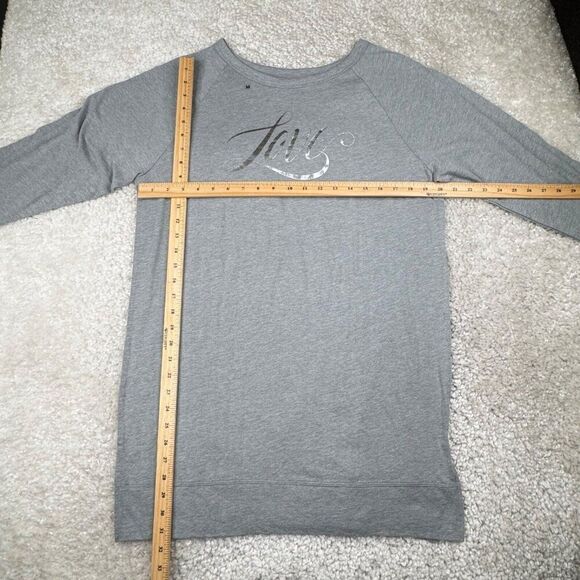 Victoria's Secret Gray Love Graphic Sleep Pajama Shirt NEW - Picture 7 of 8